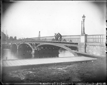 Gamla Djurgårdsbron från Östermalmssidan