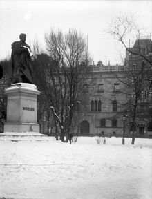 Berzelius staty i Berzelii Park