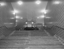 Station Södra Bantorget. Södra trappan sedd från norr