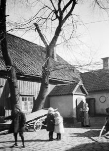 Gården vid Södermannagatan 10. Nuv. Södermannagatan 12