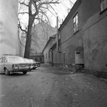 Skeppargatan 38, gården från norr, byggnad C, D, F