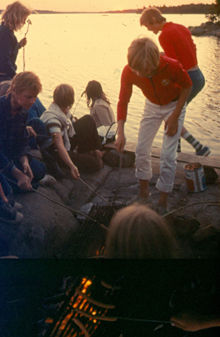 Barnens ö: Grillning vid vattnet