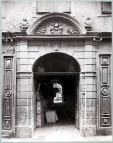 Köpmangatan n:r 15, portal