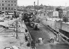 Slussenbygget: gatuarbeten mellan Karl Johans Torg och Östra Slussgatan,