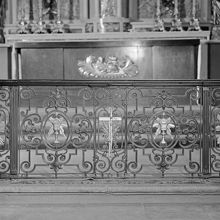 Katolska kyrkan. Korskrank i järnsmide