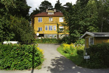 Villa i Bromsten