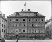 Hotell Reisen, Skeppsbron 12-14