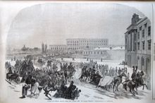 Utsigt af Gustaf Adolfs torg den 3 mars 1866. Det kungliga Slädpartiet. Litografi i Ny Illustrerad Tidning, nr 11 den 17 mars 1866