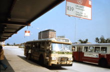 Bussar vid Handens bussterminal
