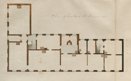 Planritningen &#xF6;ver lokalerna 1 trappa upp i brunr&#xF6;tt och svart p&#xE5; gulnat papper. Ritningen &#xE4;r beskuren