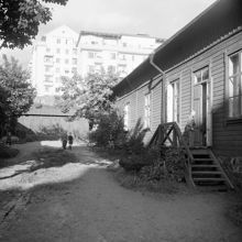 Kv. Ruddammen, Valhallavägen 27