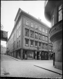 Drottninggatan 14 i hörnet av Karduansmakargatan