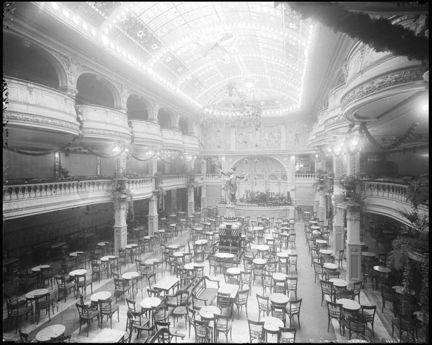 Interiör från Fenixpalatset, Adolf Fredriks Kyrkogata 10