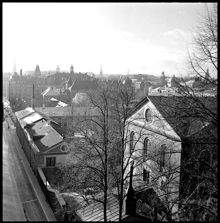 Kvarteret Läderkanonen. Artillerigatan söderut. Armémuseum till höger