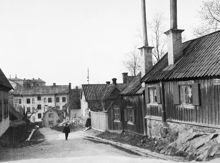 Skeppargränd norrut från Åsögatan. Nuv. kv. Lotsen t.h