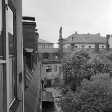Bastugatan 15. Gårdens sydöstra hörn