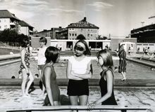 Kampementsbadet: I bassängen 1962