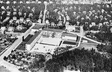Flygbild över Stora Mossen och Bromma läroverk