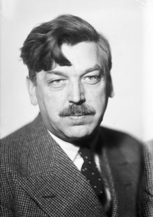 Porträtt av skulptören och formgivaren Ivar Johnsson