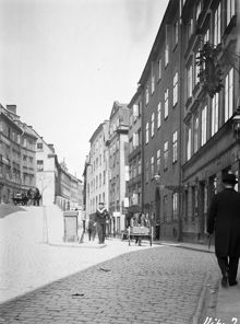 Österlånggatan norrut från nr 51.
