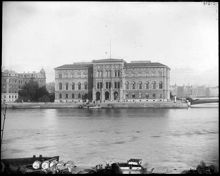 Nationalmuseum, Södra Blasieholmshamnen sett från Skeppsbron