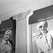 Reklamskyltar hos Svensk-Engelska skrädderiet