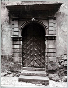 Portal till Baggensgatan 16