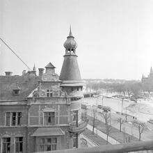 Tornet på fastigheten Beväringen 1. Närmast Banérgatan 2 och Strandvägen t.h.
