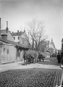 Södermannagatan norrut från Åsögatan med Katarina kyrka i fonden