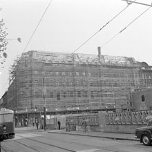 Hörnet Sturegatan 8 t.v. och Humlegårdsgatan 19. "Forsellska huset."