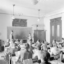 Karlavägen 34, interiör från klassrum i Carlssons skola
