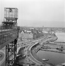 Utsikt mot Skeppsbron, Slussplan, Franska Bukten. I fögrunden Katarinahissen