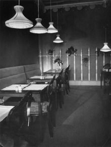 Interiör av grillbaren på Restaurang Röda Stugan, invigd 4/2 1958.