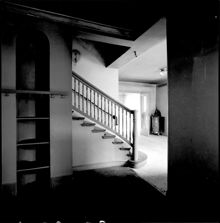 Östermalmsgatan 39, Bernadotteska huset. Trapphallen n.b