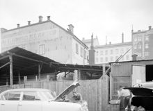 Svets-Tjänst, Pettersson & Hellgren, Götgatan 84-86, vid dåvarande Åsötorget. Blekingegatan i fonden. Här ligger numera Åsö Gymnasium