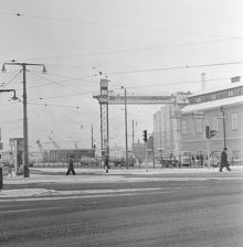 Från Södermalmstorg 6 mot Katarinahissen. Stadsmuseet t.h