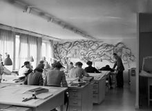 Vasagatan 16, Esselte. Interiör. Arbete vid skrivborden/ritborden