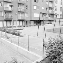 Birkagatan 16, gård med lekplats