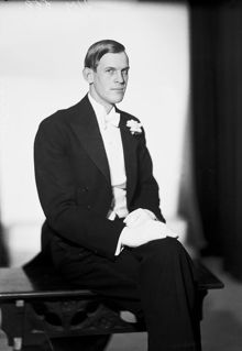 Porträtt av man, Östberg