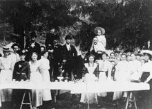 Sommarfest med Stockholms Sagostundskommitté