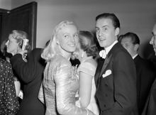 Odengatan 81, Intima Teatern invigs. Karin Nordgren och Alf Kjellin