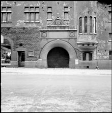 Gamla Elverket. Regeringsgatan 38. Portalen och del av fasaden