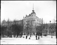 Hernösands enskilda bank, Kungsträdgårdsgatan 16 i hörnet av Näckströmsgatan vintertid