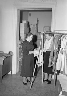 Rålambsvägen 8-10, Aktiv Hushållnings nya lokaler. Aktiv Hushållning startade 1940 för att underlätta hemmens anpassning till krishushållningen under andra världskriget
