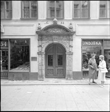 Västerlånggatan 54. Portalen efter restaurering
