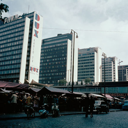 Hötorget mot Hötorgshusen, det femte under byggnad