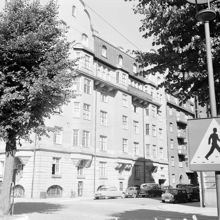 Grevgatan 63  i hörnet av Karlavägen