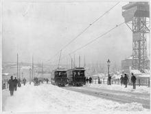 Slussen med spårvagnar och Katarinahissen  vintern 1904