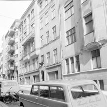 Riddargatan 25, 23 och 21 västerut