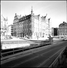Kv. Aurora. Petersenska huset, från Munkbroleden